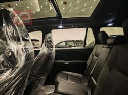 Lexus TX